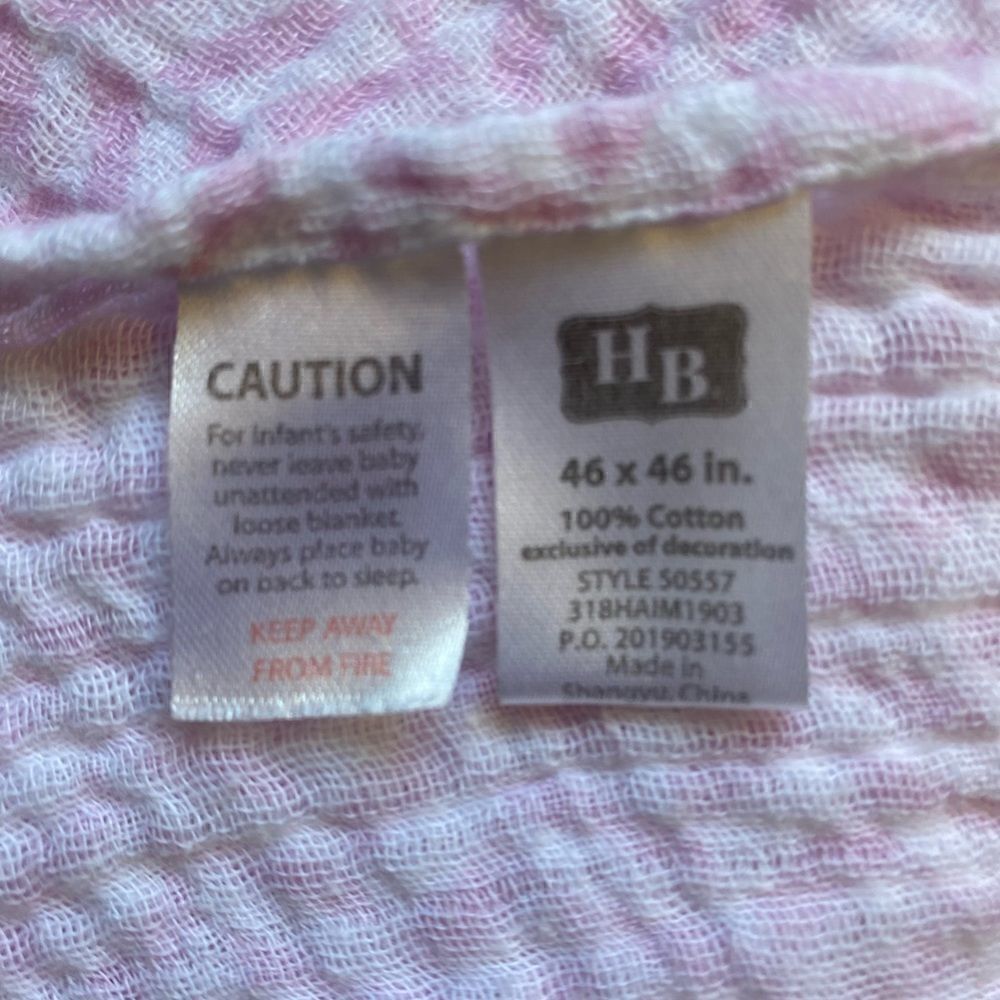 Hudson Baby Pink & White Swaddle Blanket. 46”x46”